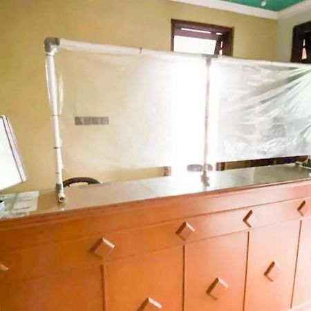 Hotel Shabine Rungkut Mitra Reddoorz Surabaya Exterior foto